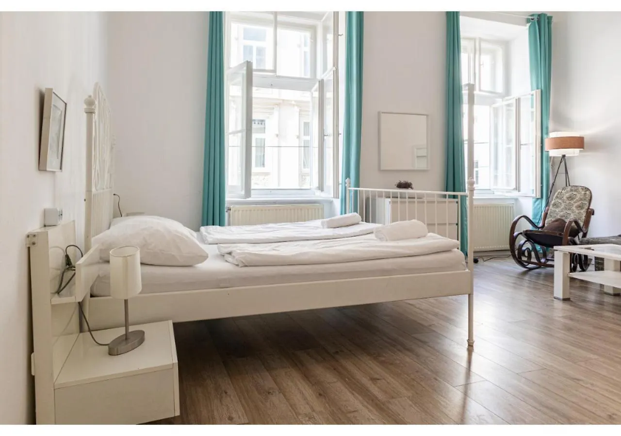 Elegant 1Br Apt - Great For Long Stays Vienna 0*,  Austria