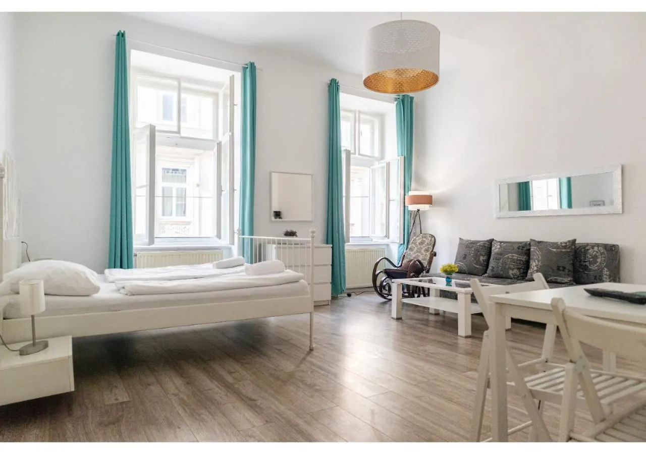 Elegant 1Br Apt - Great For Long Stays Vienna Apartment