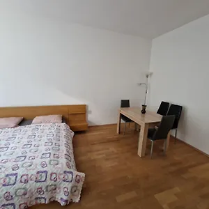 Keinergasse 18-contactless Check-in! Appartement